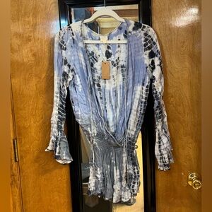 Surf Gypsy Tie Dye Romper Blue Gray Beaded Detail Size Small NWT